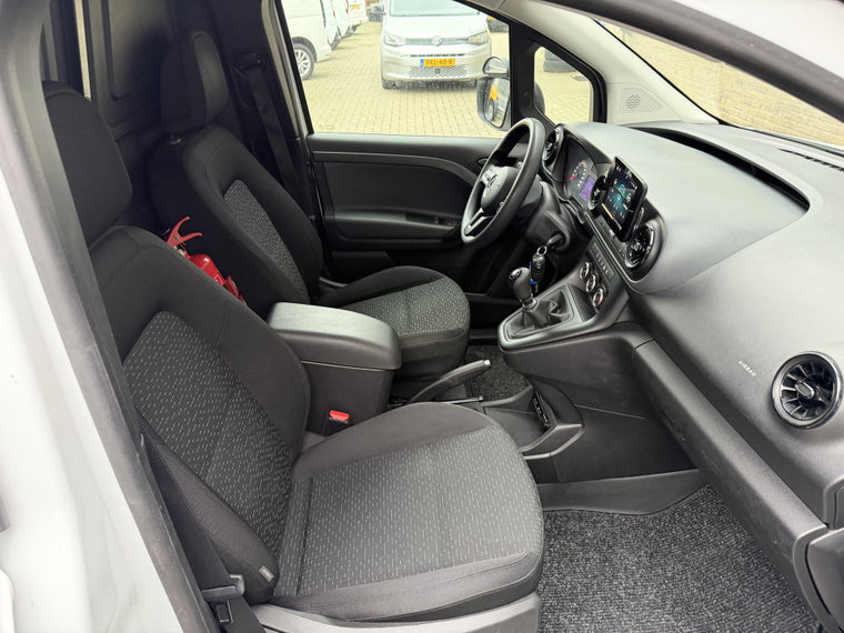 Vehicle Image 47