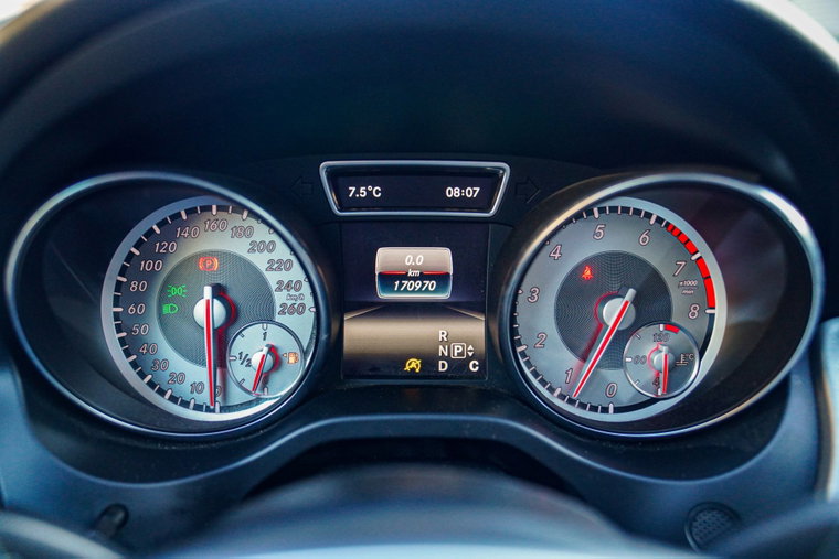 Vehicle Image 36