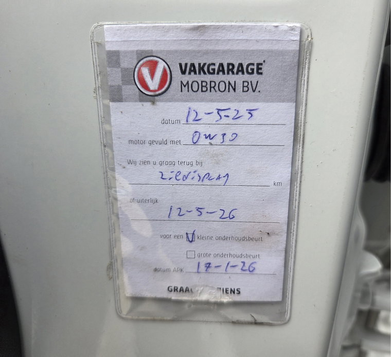 Vehicle Image 30