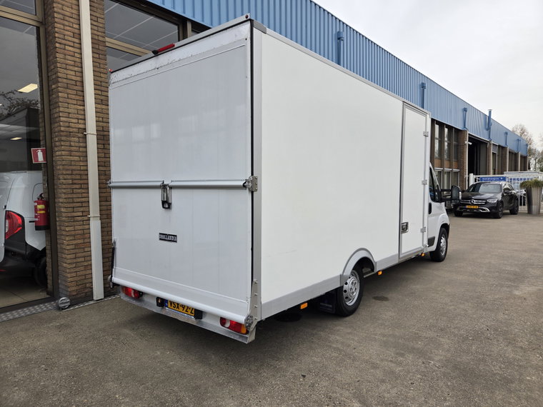 Vehicle Image 33