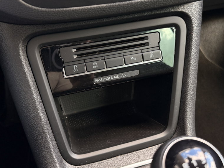 Vehicle Image 29