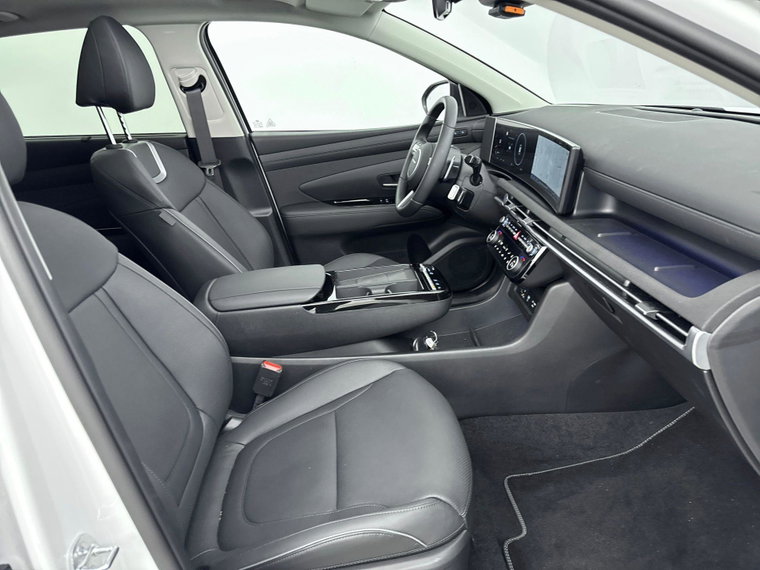 Vehicle Image 33