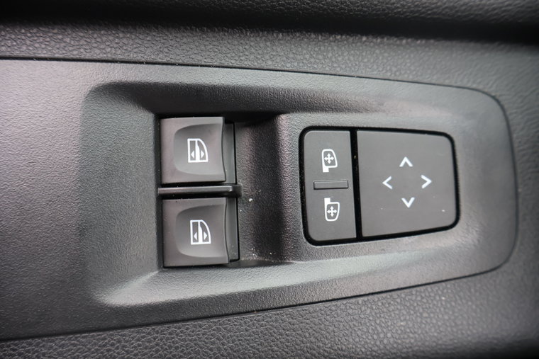 Vehicle Image 26