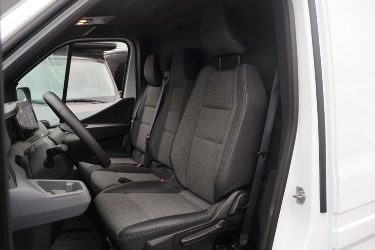 Vehicle Image 35