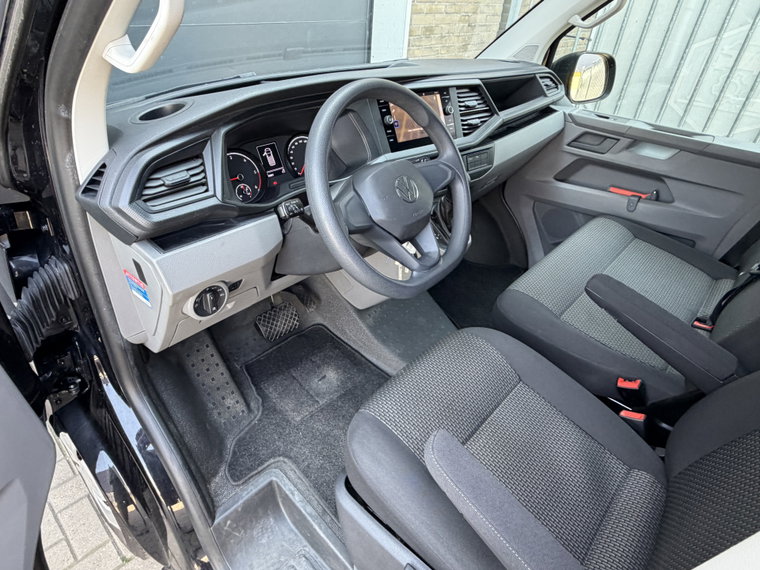 Vehicle Image 24