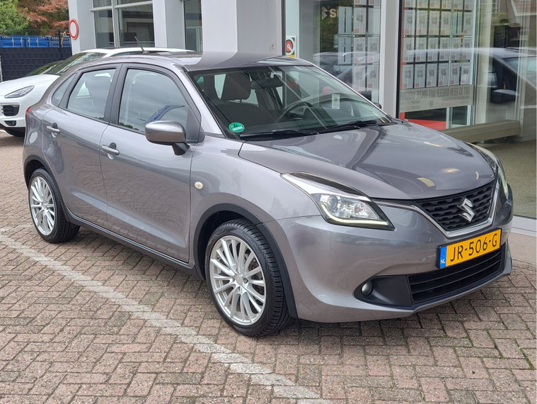 Vehicle Image 7