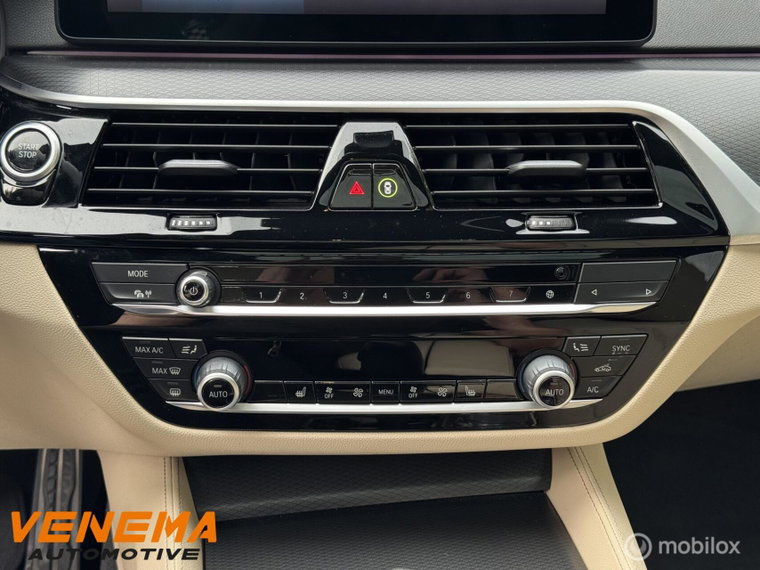 Vehicle Image 40