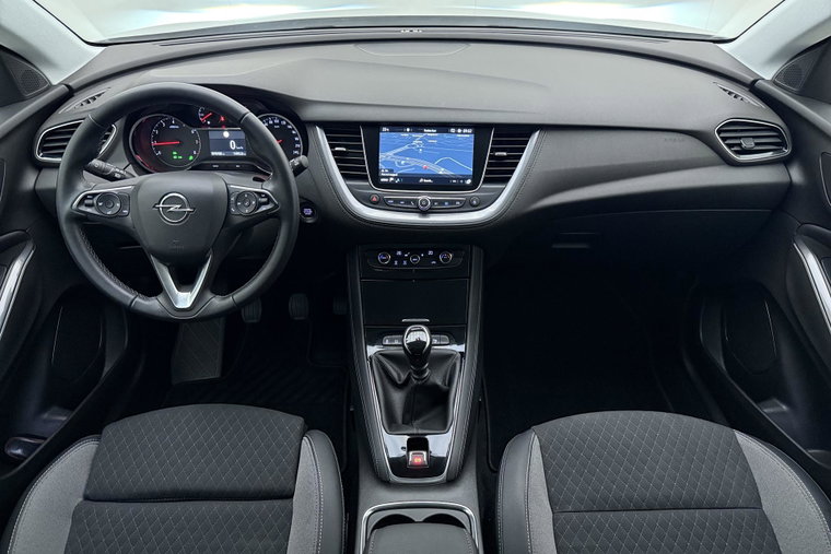 Vehicle Image 18