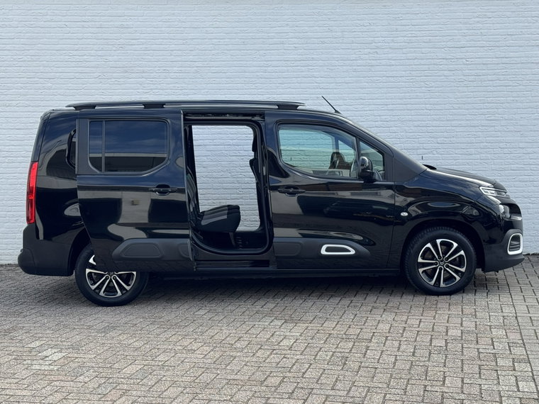 Vehicle Image 34