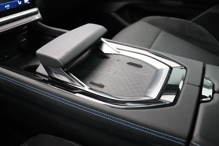 Vehicle Image 33