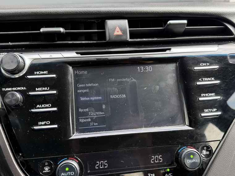 Vehicle Image 18