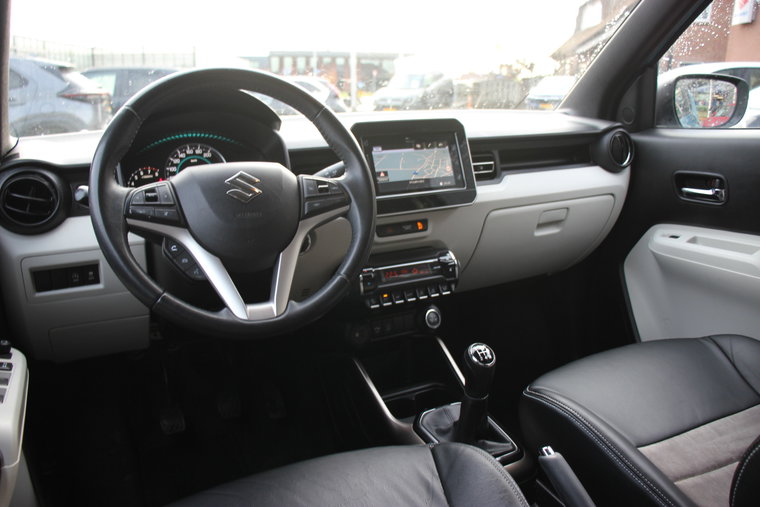 Vehicle Image 7