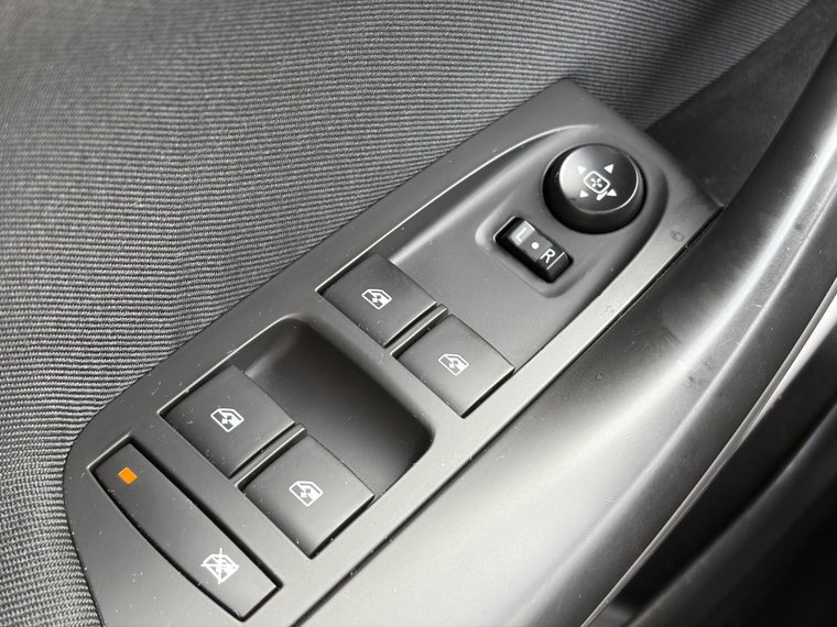 Vehicle Image 27