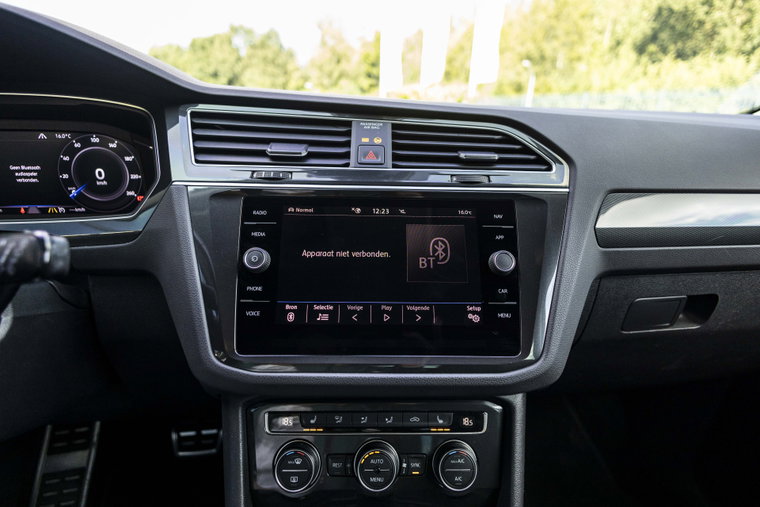 Vehicle Image 35
