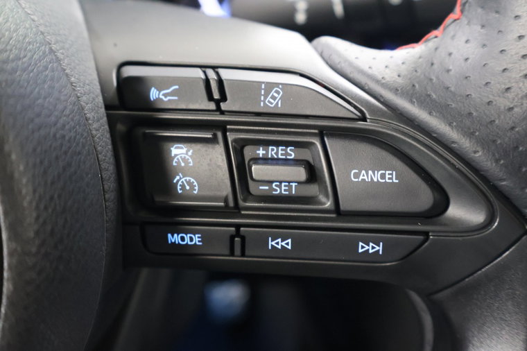 Vehicle Image 22