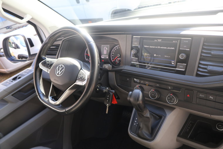 Vehicle Image 36