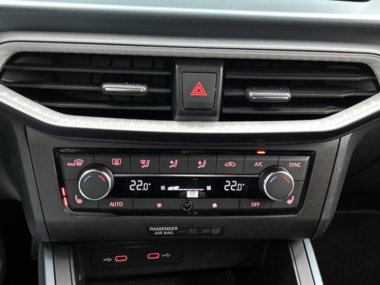 Vehicle Image 26