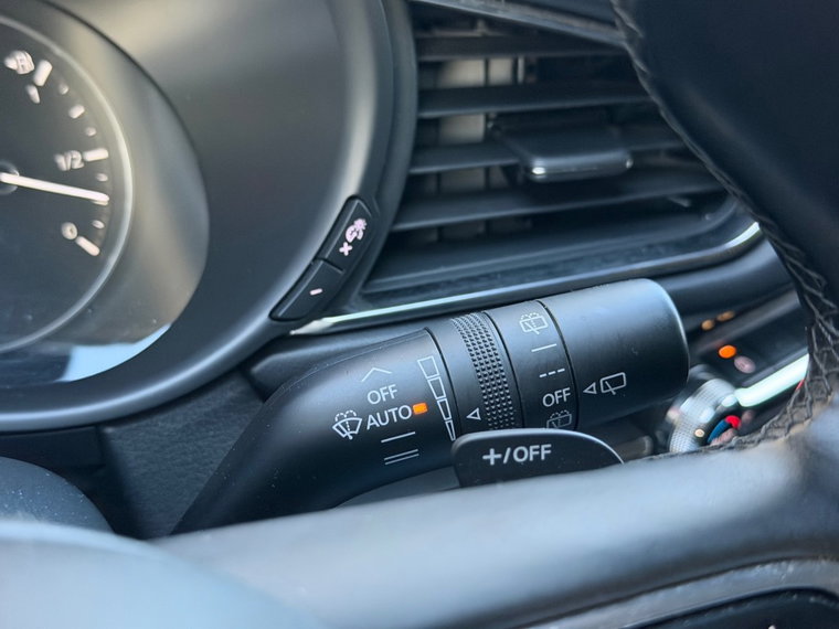 Vehicle Image 27