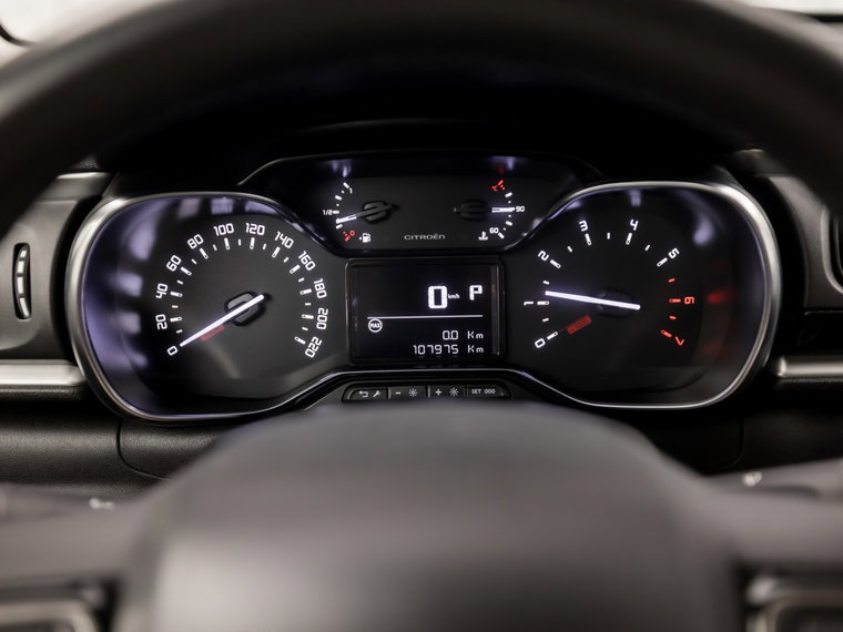 Vehicle Image 22