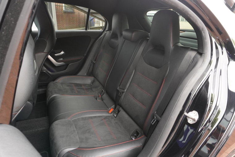 Vehicle Image 28