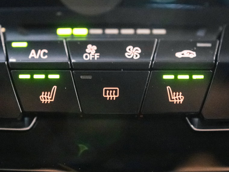 Vehicle Image 30