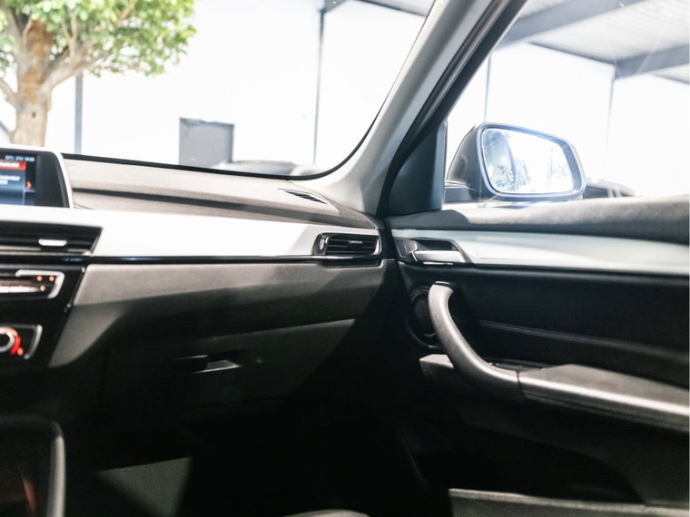 Vehicle Image 40