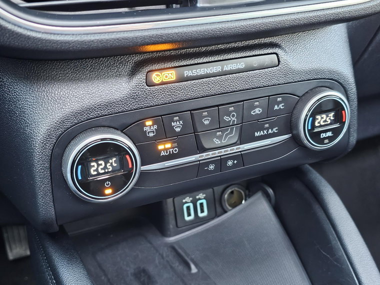 Vehicle Image 27