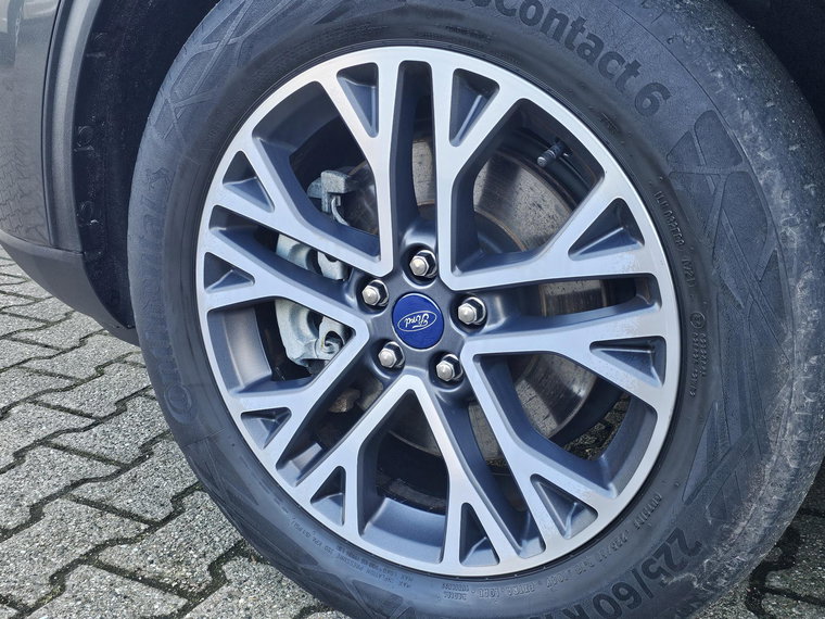 Vehicle Image 33