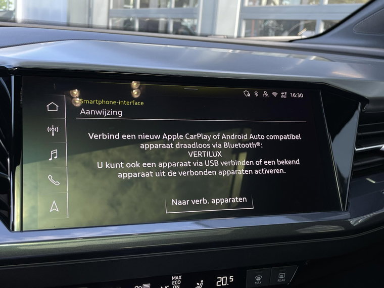 Vehicle Image 17