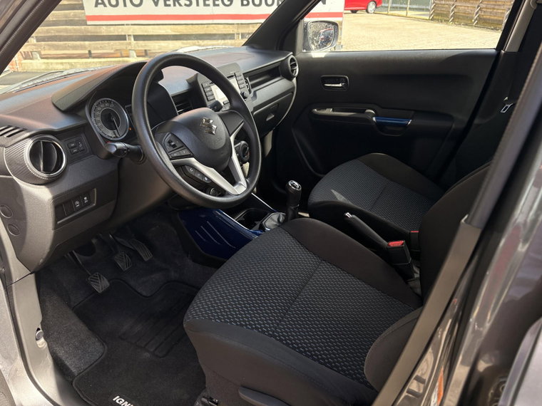 Vehicle Image 11