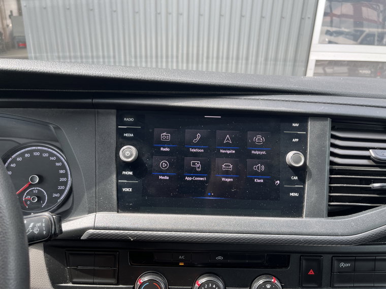 Vehicle Image 36