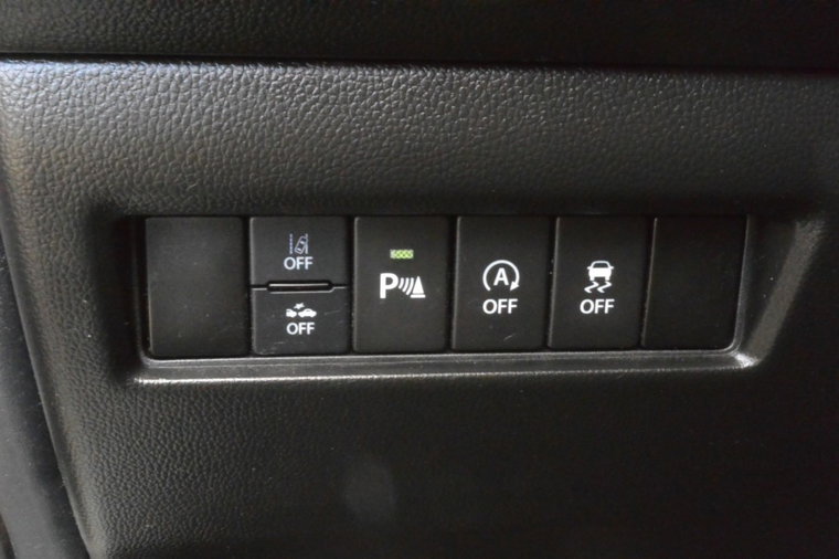 Vehicle Image 13