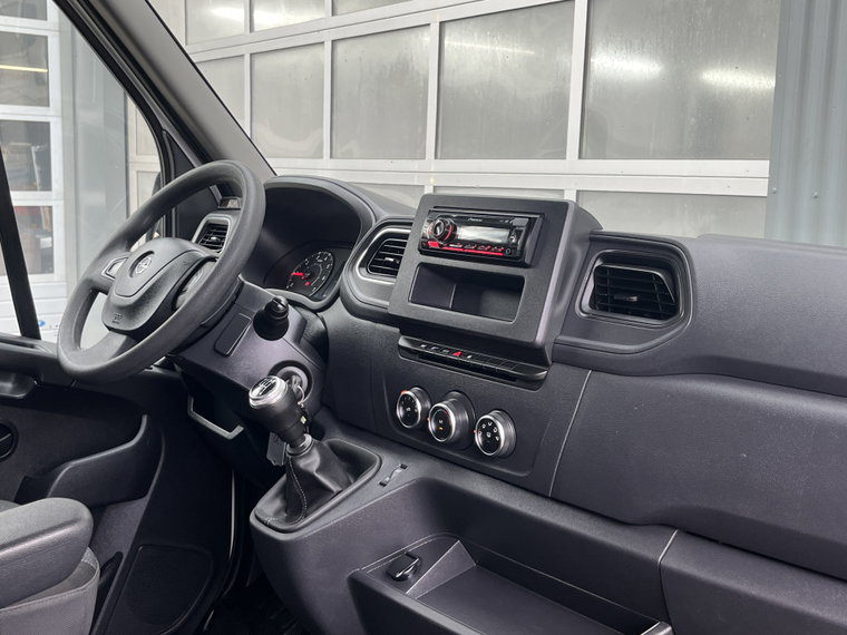 Vehicle Image 39