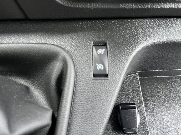 Vehicle Image 46