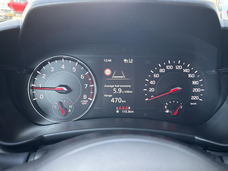 Vehicle Image 14
