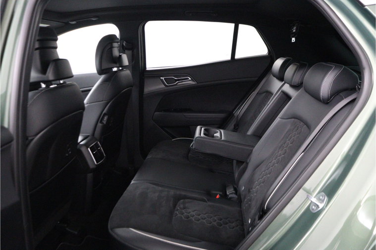 Vehicle Image 48