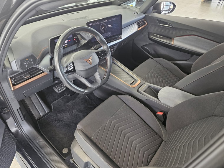 Vehicle Image 19