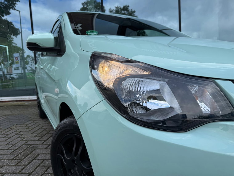 Vehicle Image 20