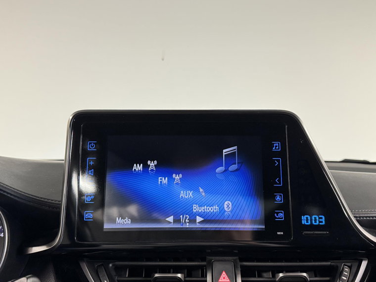 Vehicle Image 24