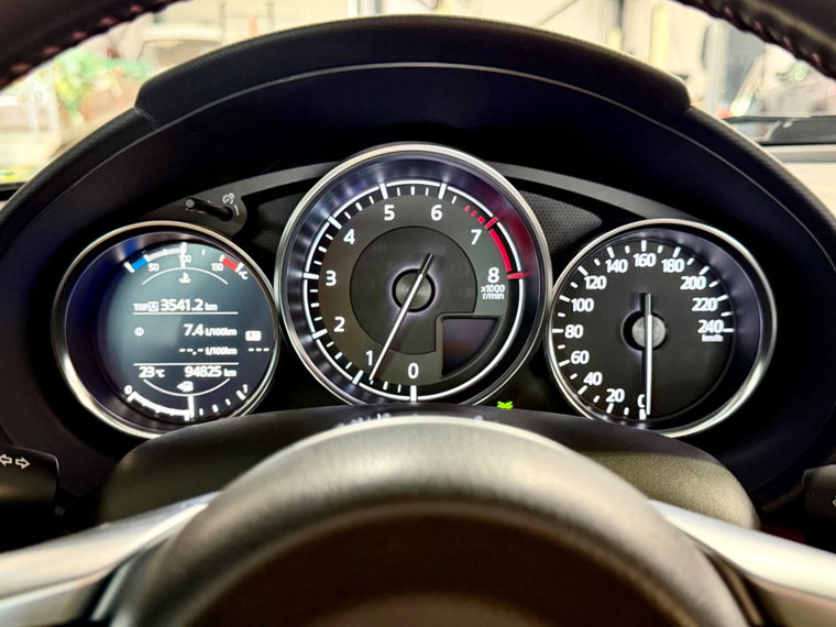 Vehicle Image 22