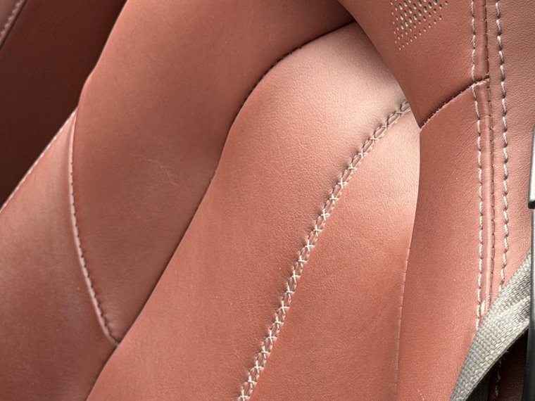 Vehicle Image 41