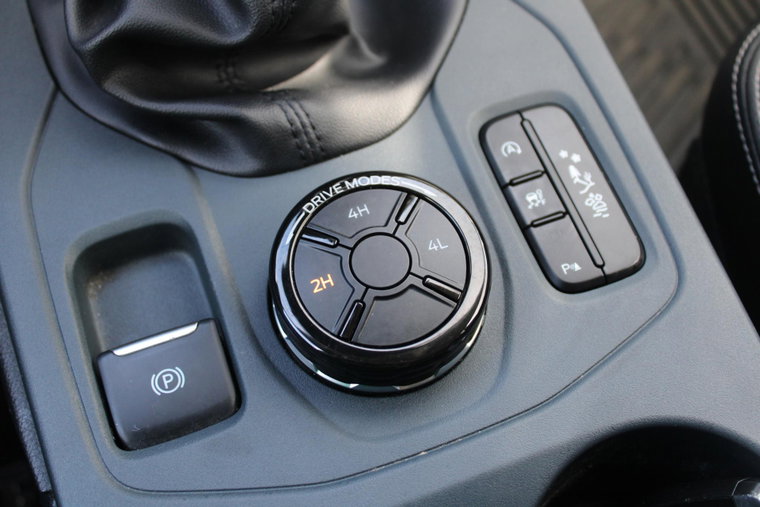Vehicle Image 17