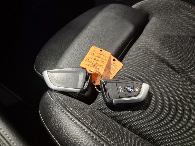 Vehicle Image 25
