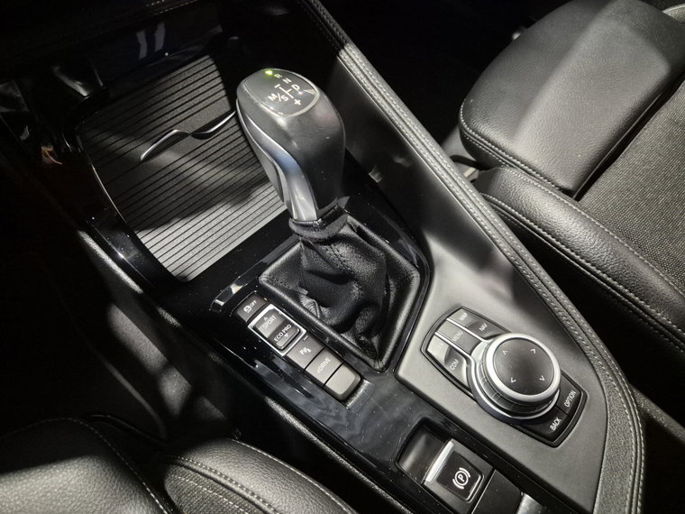 Vehicle Image 33
