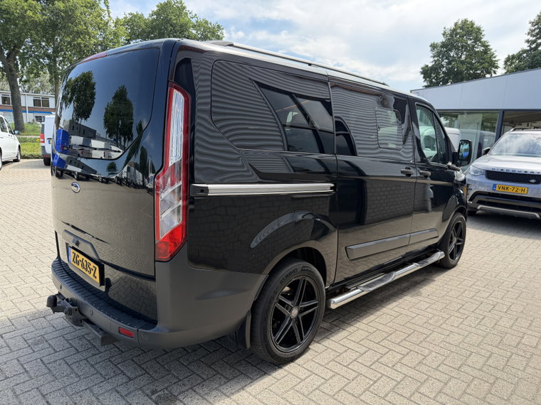 Vehicle Image 28