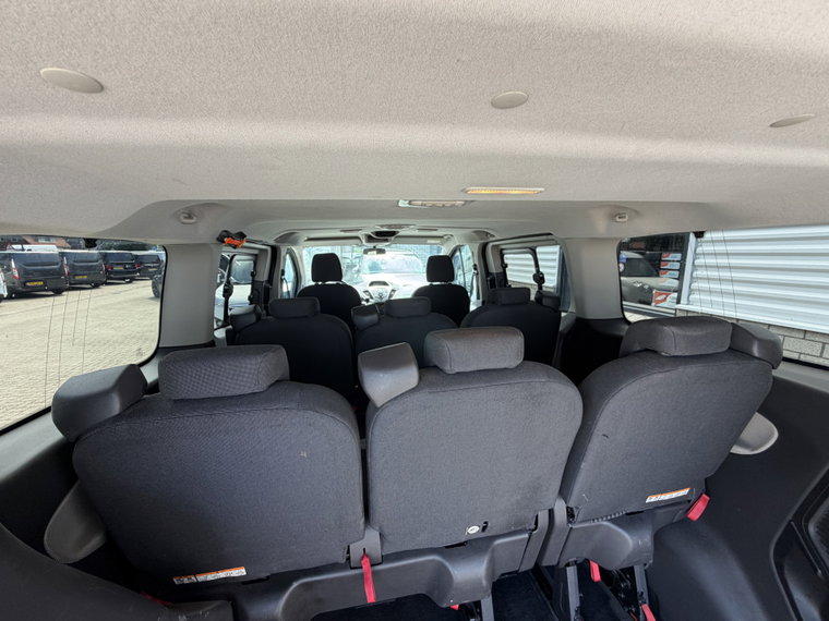 Vehicle Image 33