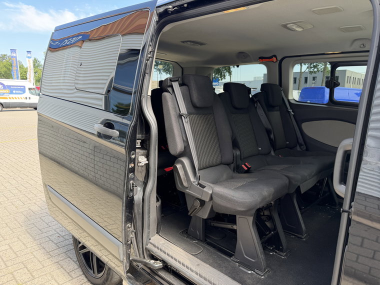 Vehicle Image 35