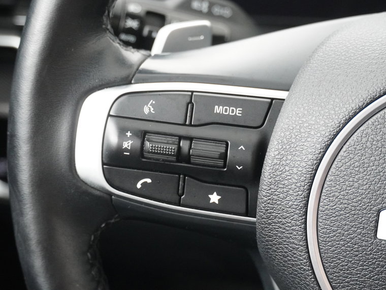 Vehicle Image 26