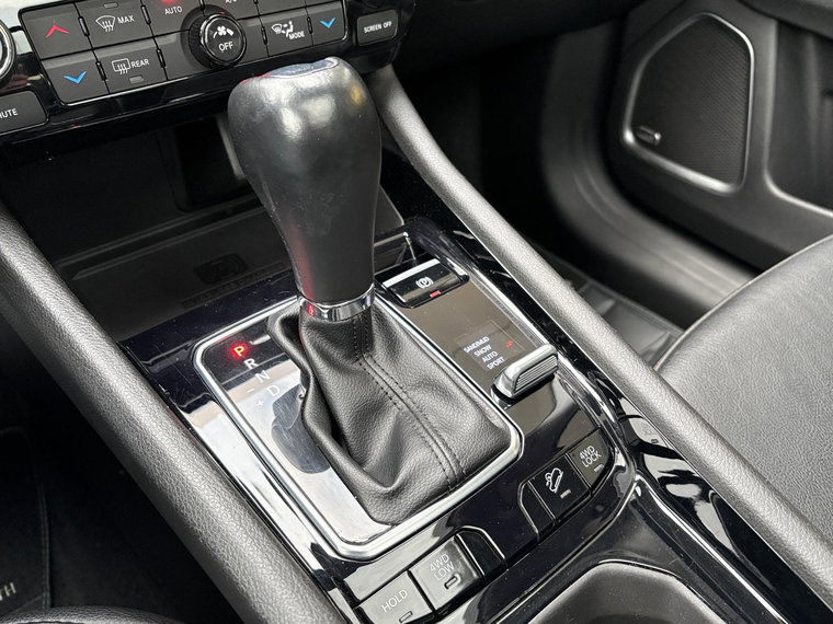 Vehicle Image 38