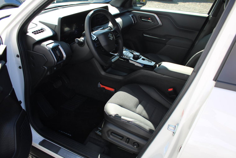 Vehicle Image 9
